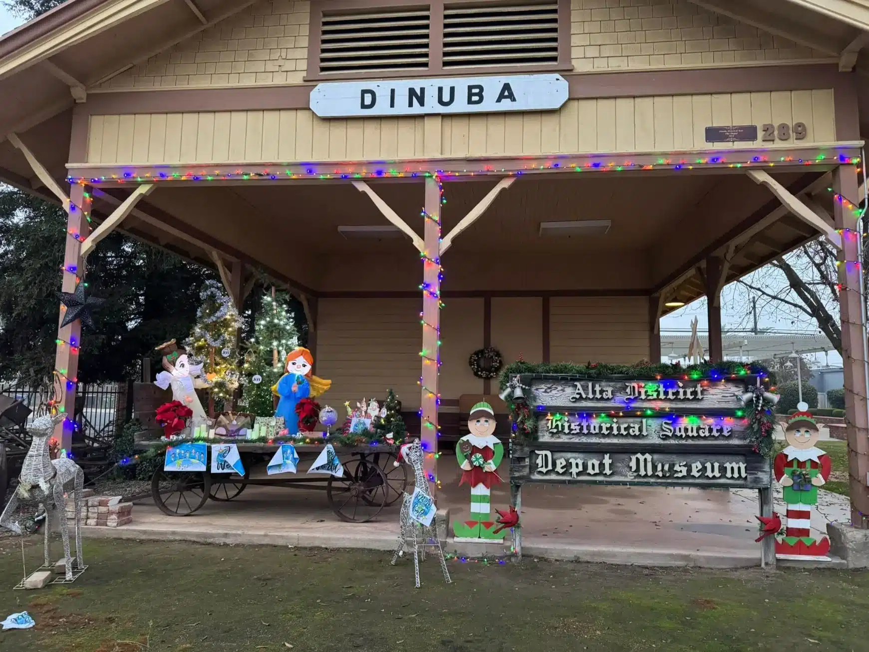 Dinuba Depot Museum Christmas Decorations Dinuba Depot Museum Christmas Decorations