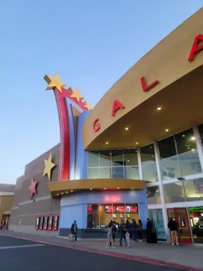 Tulare Outlet Center