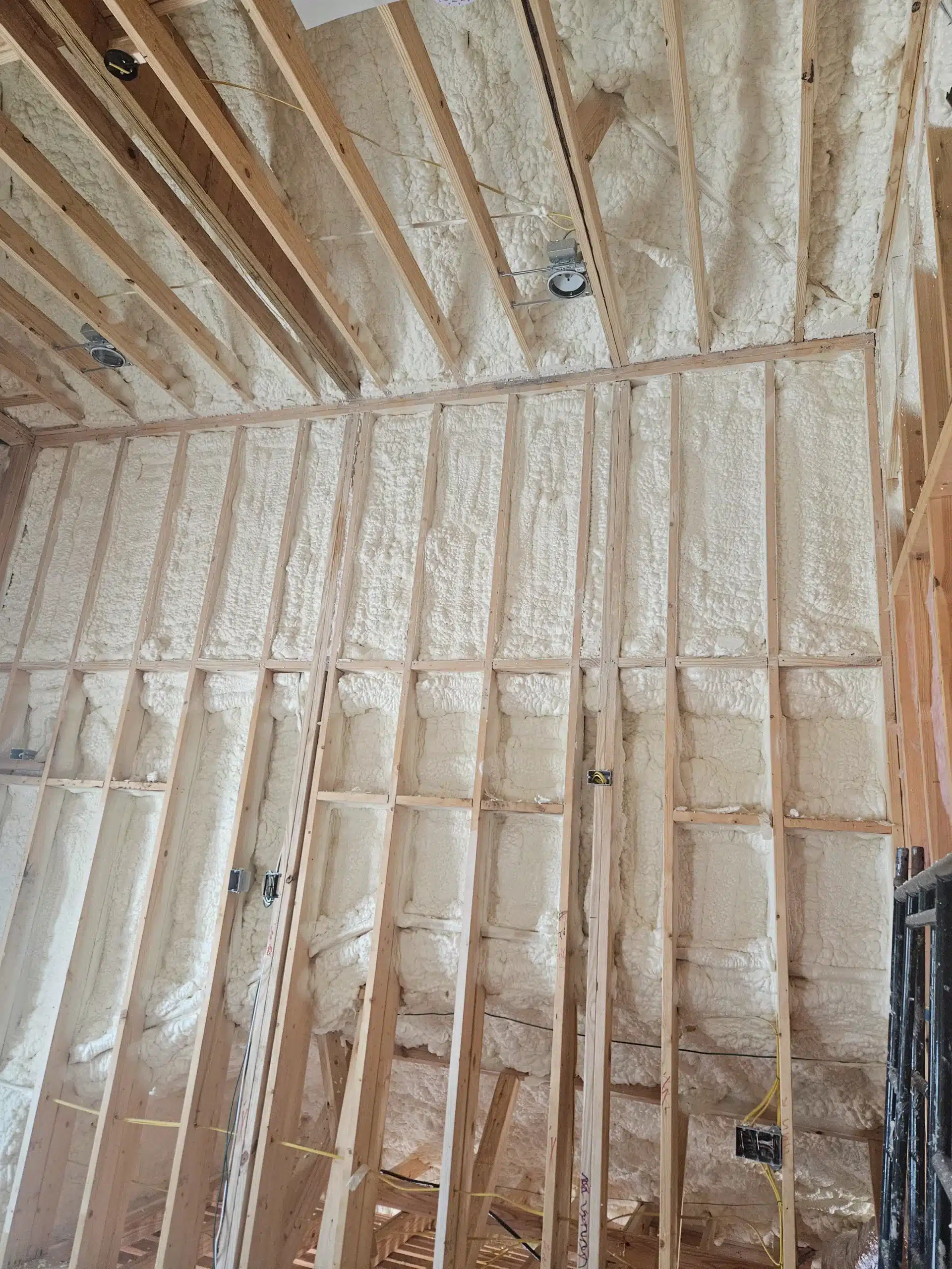 Open-Cell vs Closed-Cell Spray Foam